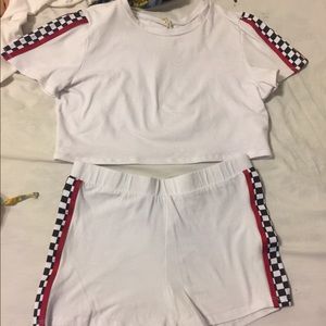 Two piece racing stripe set